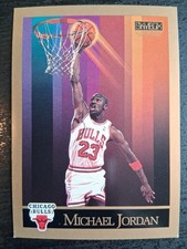 1990-91 Skybox - Michael Jordan #41 EX-NM