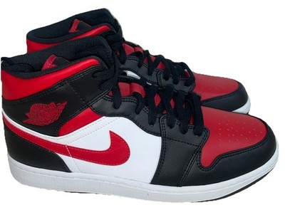 Men s 10.5 Nike Air Jordan 1 Mid White Black Red Bred Toe 2022 NEW 554724-079