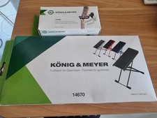 K&ouml;nig & Meyer 16280 14670 Gitarren-Wandhalter & Fu&szlig;bank f&uuml;r Gitarristen