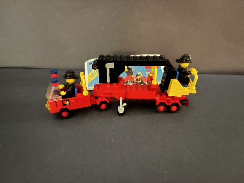 LEGO Legoland Town: Snorkel Pumper (6690) Fire Truck Complete w/manual