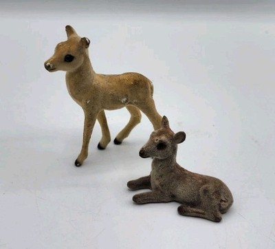 Vintage Set of 2 Flocked deer, laying Down/standing 2½'' & 3'' long (As Is) Zombie