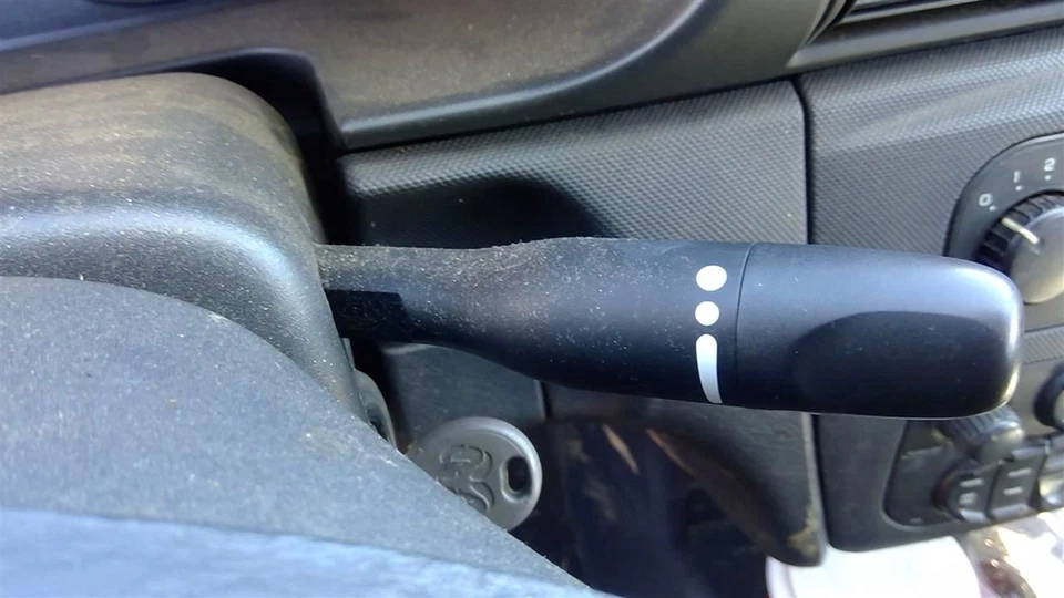 Column Switch Convertible Assembly Without Fog Lamps Fits 01-06 SEBRING 227679 - Image 2 of 4