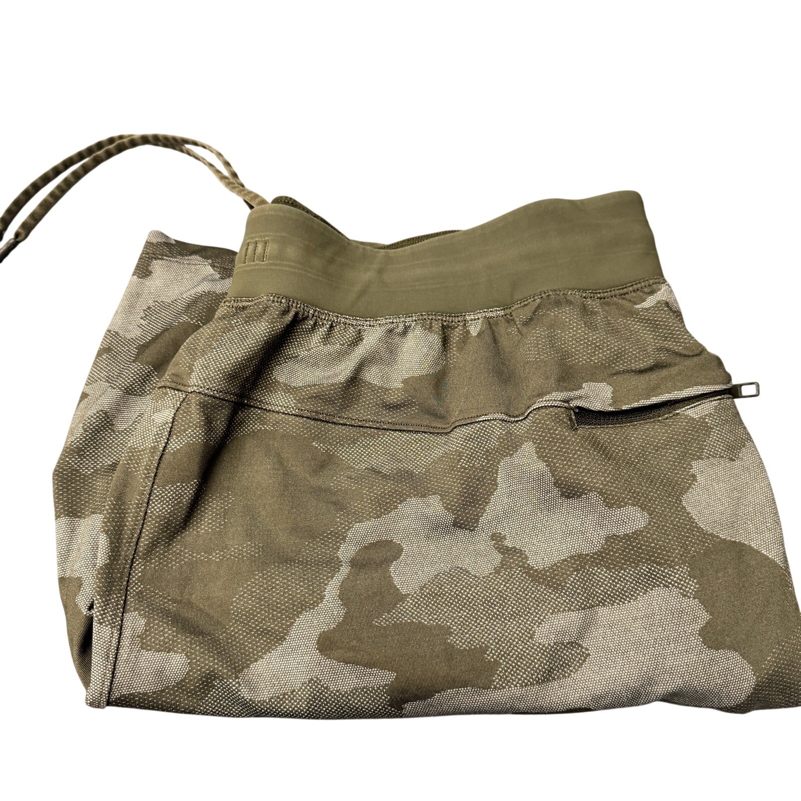 Lululemon Shorts Mens XL Green Gray Camo Athletic + Pockets Linerless Activewear