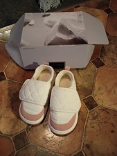 Pink And White Fur Slippers For Woman. Size 39 Sturdy Bottoms Comfy