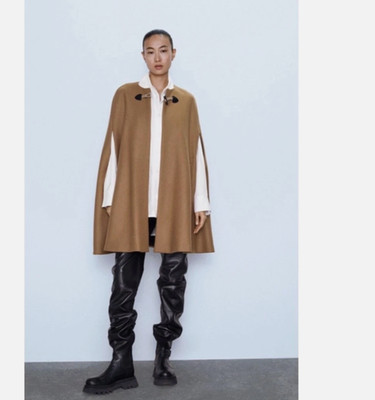 ZARA Manteco Wool Toggle Cape Jacket Coat Camel Brown Swingy Pockets small