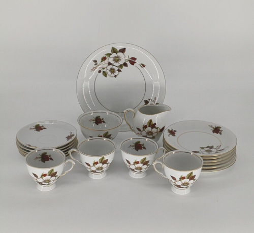 Wawel Poland Dog Rose Design 19 Piece Tea Set Vintage