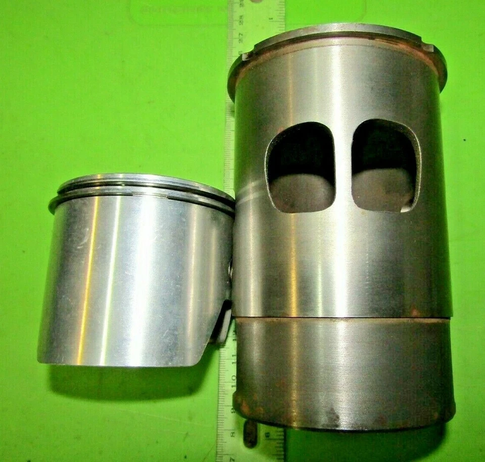 Kit de pistón Rickman Montesa 250 Cappra GP 53M STD con funda p/n 53.60.074 1968-70 Foto 3 de 4