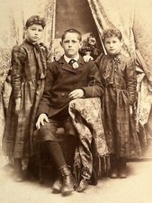 Photograph Cabinet Card Group Children Boy Girls Well Dressed
