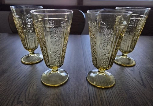 VINTAGE Federal Sharon Amber Set of 4 Gobblets Depression Glass Cabbage Rose