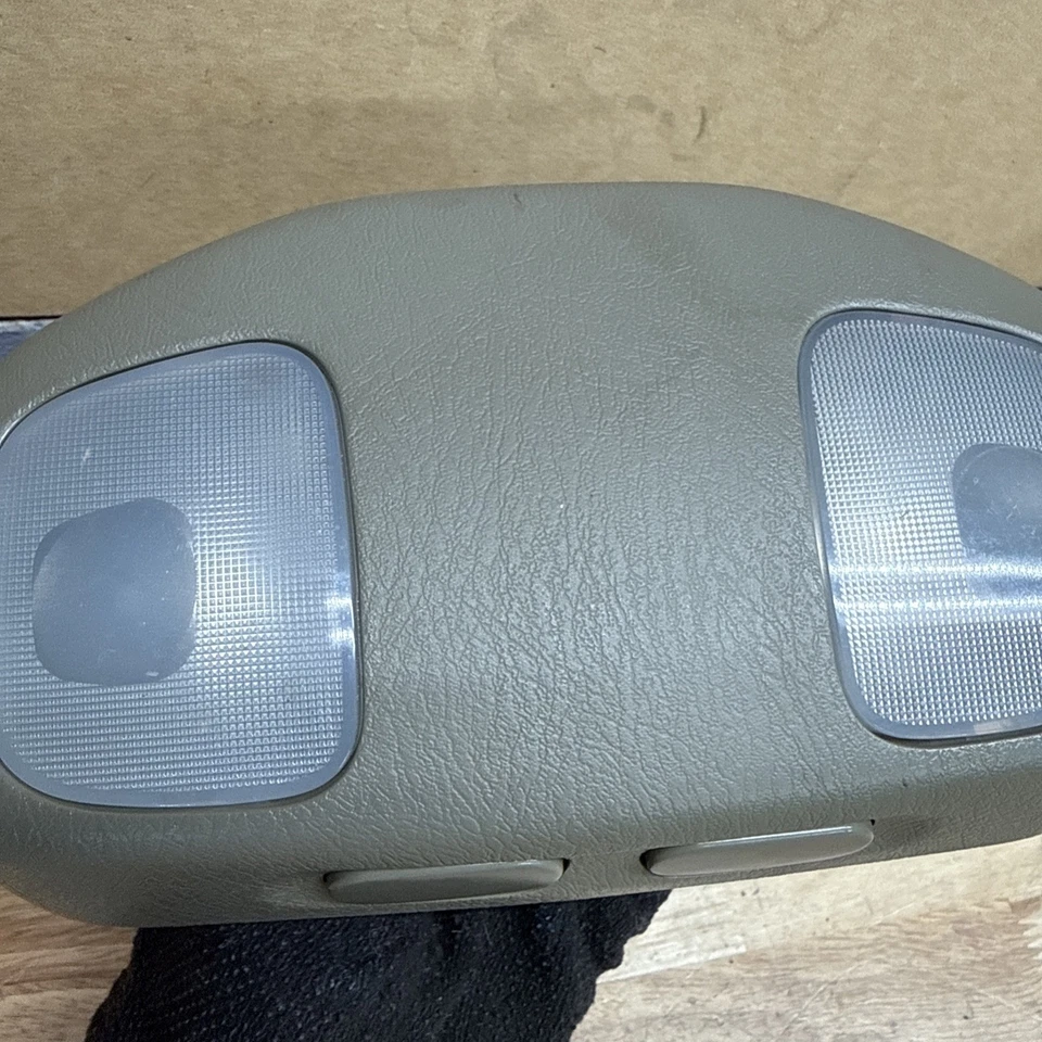 2000-2001 Nissan Xterra 1998-2001 Frontier Front Overhead Map Dome Light Foto 3 de 4
