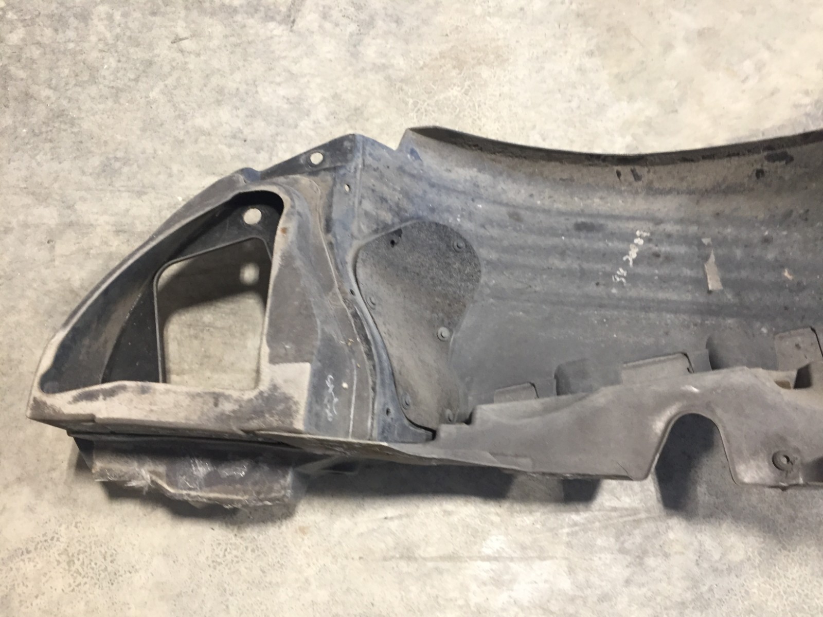 Chevrolet Corvette 2005-2013 Front Left Inner Fender liner