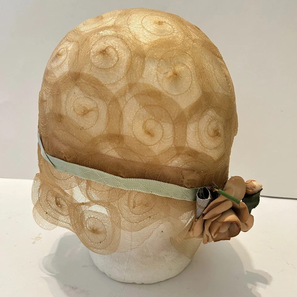 Antique 1920’s Lace Cloche Hat Flapper Ribbon Flowers Headpiece - Image 3 of 4