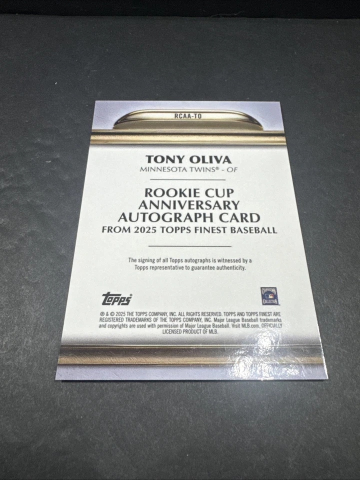 Tony Oliva 2025 Topps Finest Rookie Cup Aniversario Automático/50 #RCAA-TO Foto 3 de 4