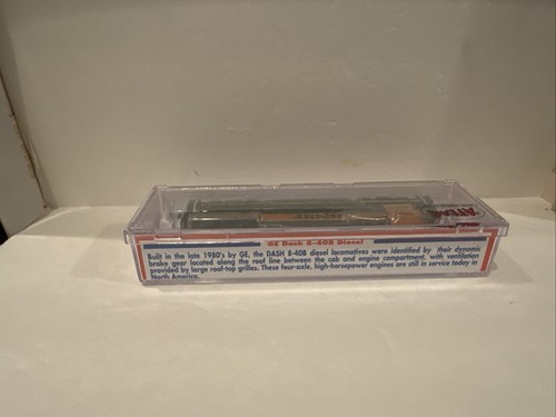 ATLAS N SCALE #48740 DASH 8-40B BNSF #8601 LENZ DECODER EQUIPPED NEW IN BOX! - Picture 3 of 6