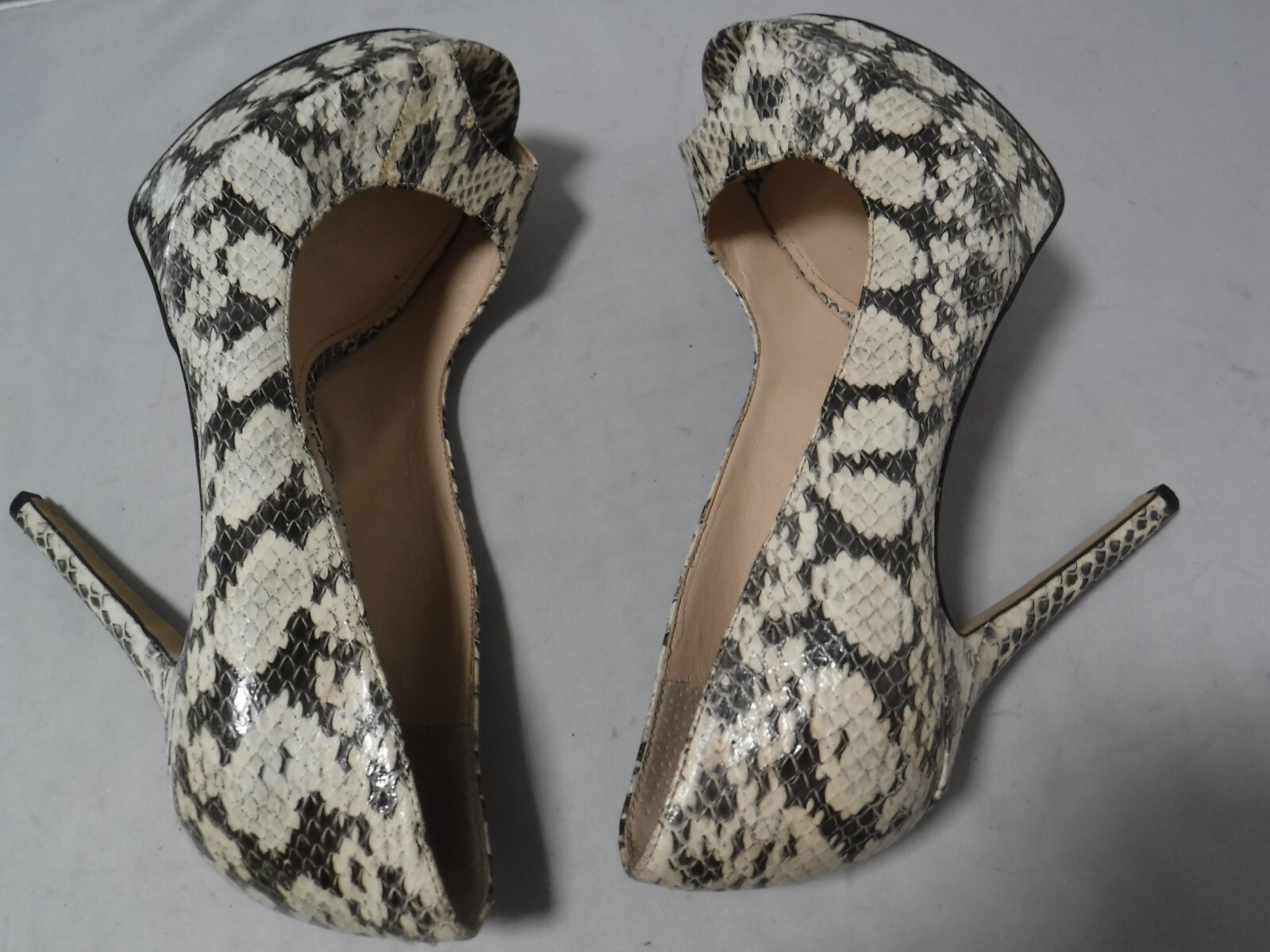 Vince Camuto Lorim Snake Print Python Platform Pu… - image 2