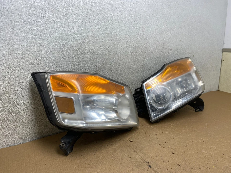 2008 - 2015 年日产 Armada 左 + 右车头灯卤素 Oem V3227 DW — 第 3/4 张图片