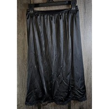 Warner's Perfect Measure Black Slip Skirt Style 55300 Women's Small Lace Trim