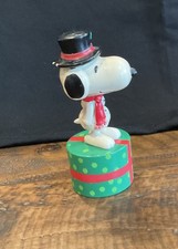 Peanuts Vintage 2005 Ceramic and Wood Push Up Finger Puppets Featuring Snoopy