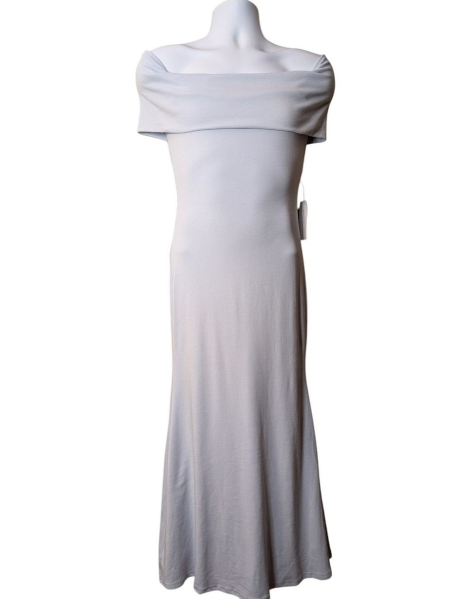 green emerald velvet dress Evella Maxi Dress in Brown main image 0