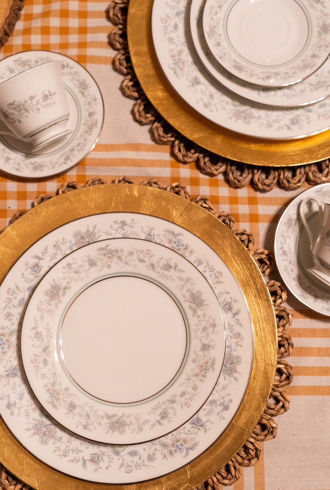 Spring by OXFORD 36piece Dinner Set