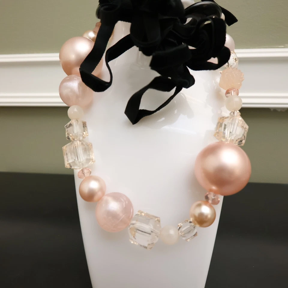 Tarina Tarantino necklace pink faux pearls Lucite Swarovski beads black velvet - Image 4 of 4