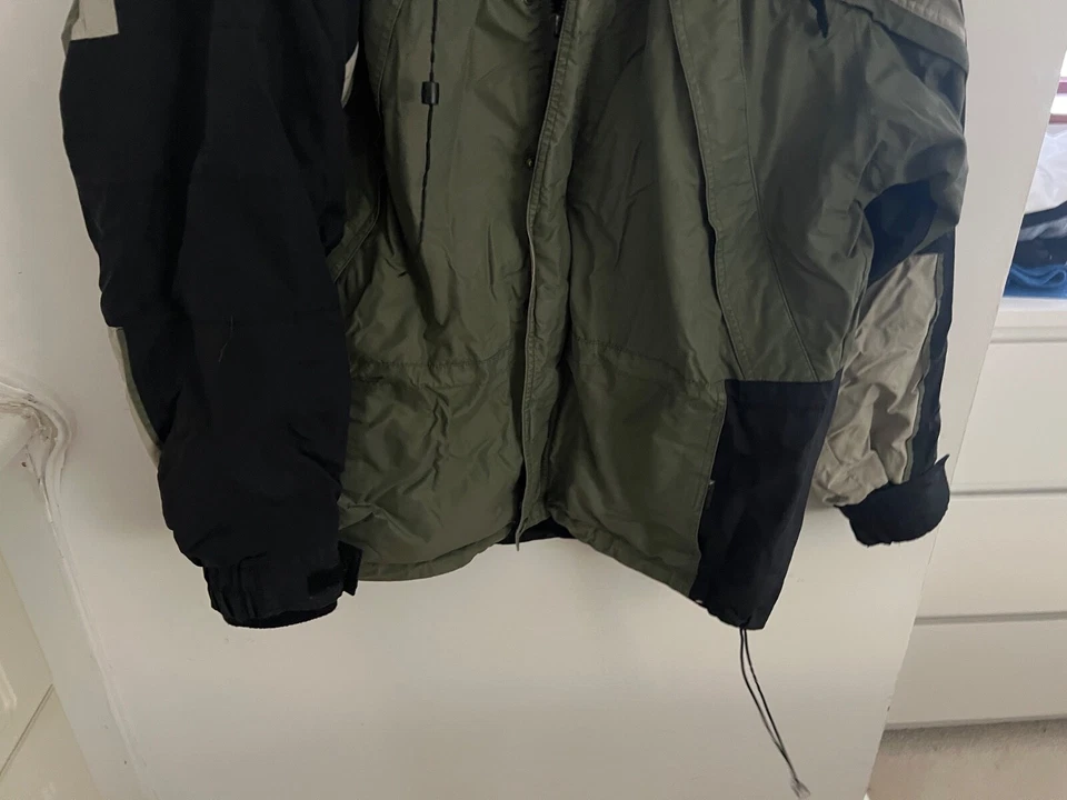 RoundTree and York Outdoor Size L Coat Jacket with Removable Liner  Hooded - Image 3 of 4