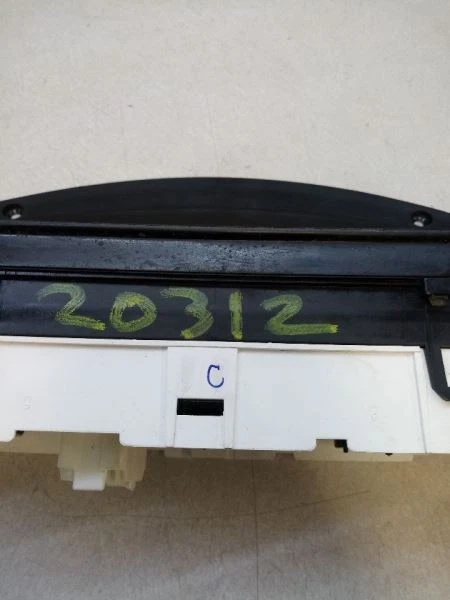 Cuadro de instrumentos velocímetro Mitsubishi Galant 2004 2005 2006 3,8 L V6 OEM Foto 4 de 4