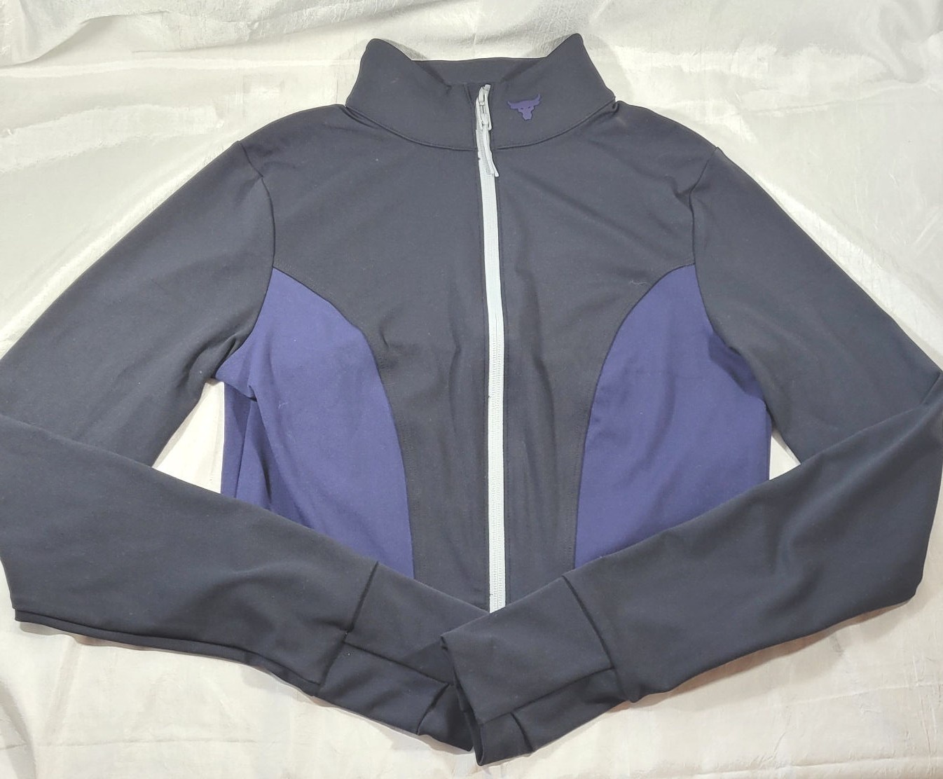 Under Armour Women's Project Rock Lets Go Longhorn Logo Full Zip Crop Jacket - M