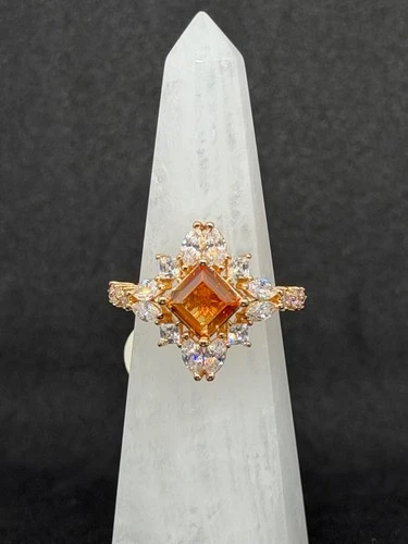 Bomb Party Ring Sz 9 RBP3017 Peach Ombre Crystal on Gold Plating video thumbnail