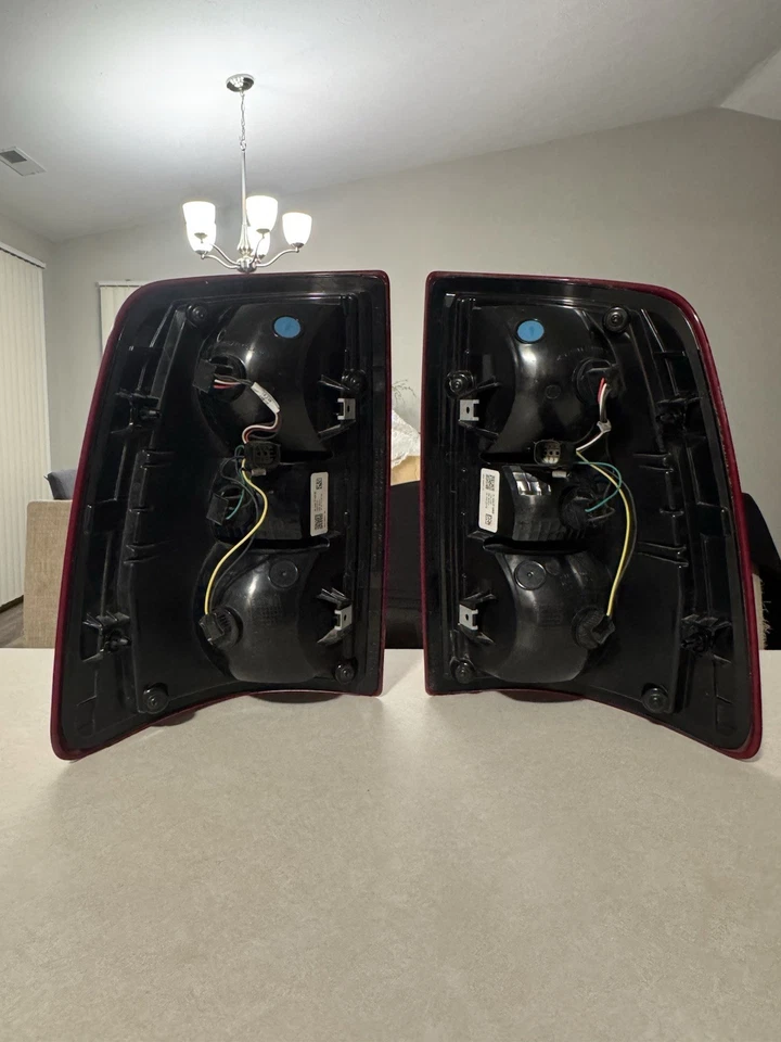 19-24 DODGE RAM 2500 3500 LUCES TRASERAS BIGHORN JUEGO BASE FABRICANTE DE EQUIPOS ORIGINALES #2 Foto 4 de 4