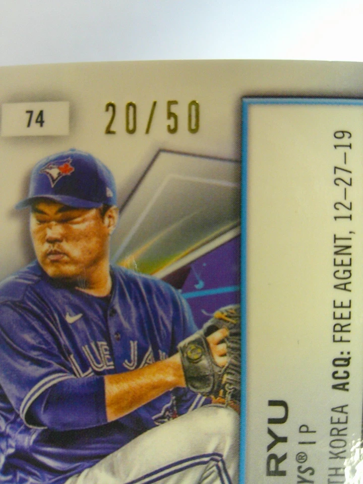 2022 Topps Cosmic Chrome HYUN-JIN RYU #74 GOLD Interstellar Refractor MB1 /50 - Image 2 of 3