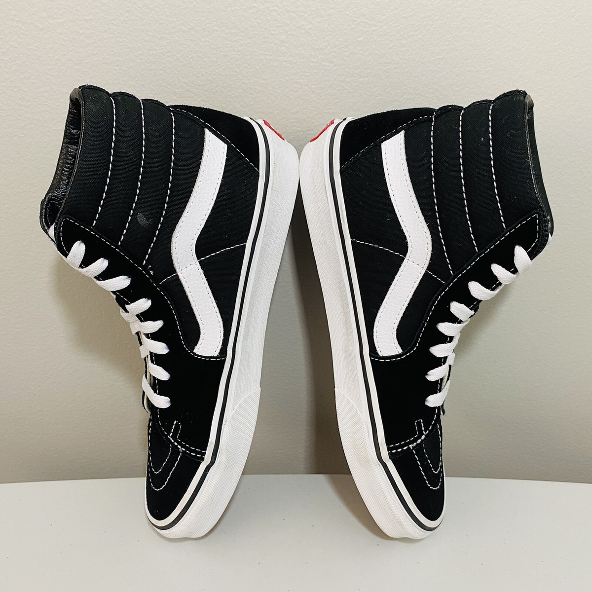 VANS 