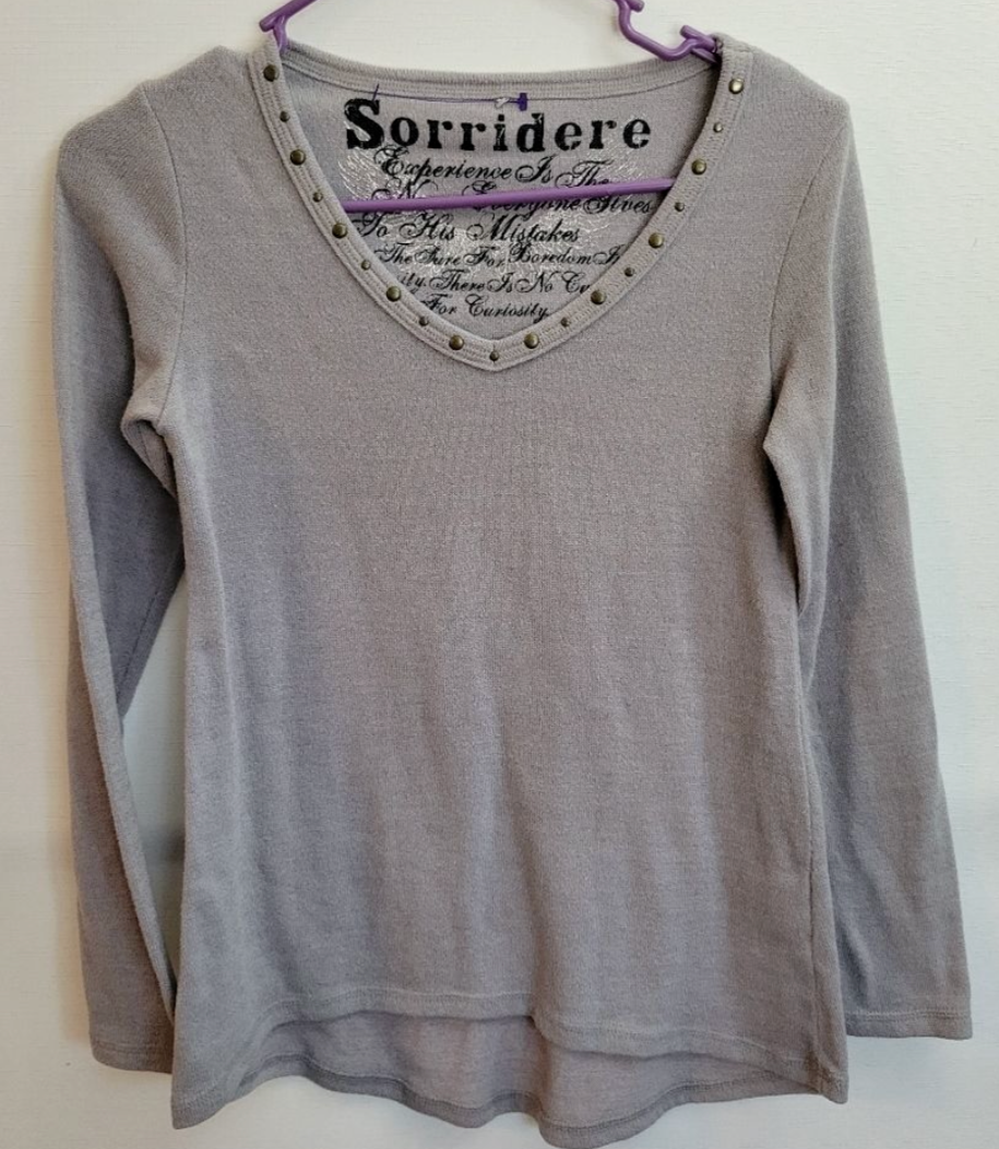 Sorridere Womens Small Gray Chiffon Studded Raglan Sleeve Top