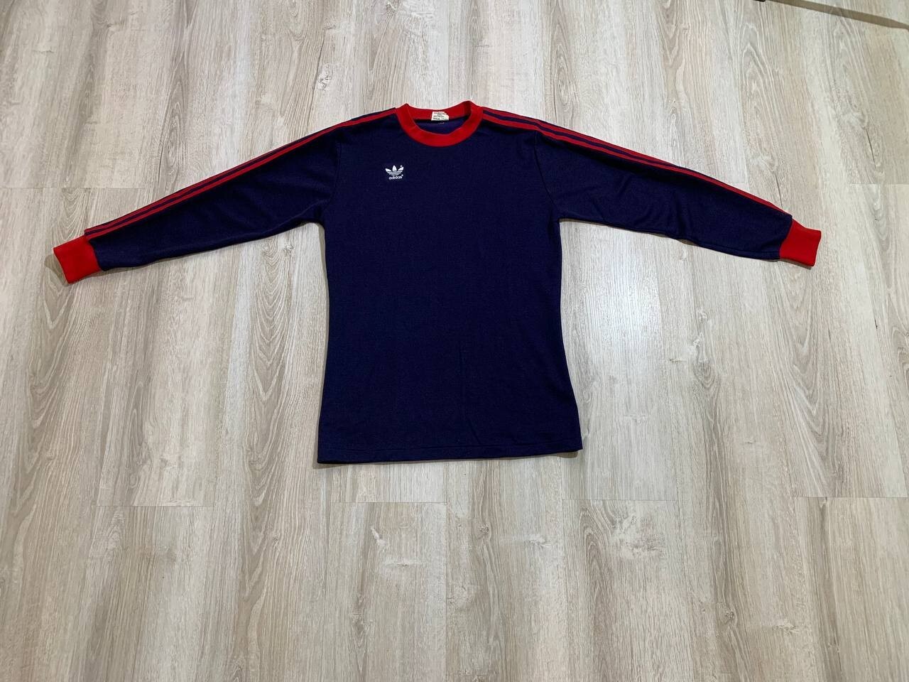 Mens vintage Adidas football long sleeve jersey made in germany Size 5/6