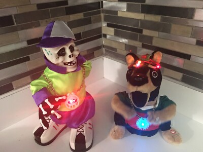 Hip Hop Gemmy Animated Skeleton ''Unbelievable'' and Doberman ''Jingle Bells'' Used