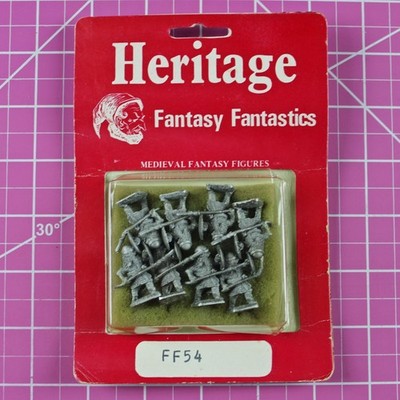 Heritage Dwarves w/ Spears, 25mm Miniatures - Dungeons & Dragons 1320 AD&D Dwarf