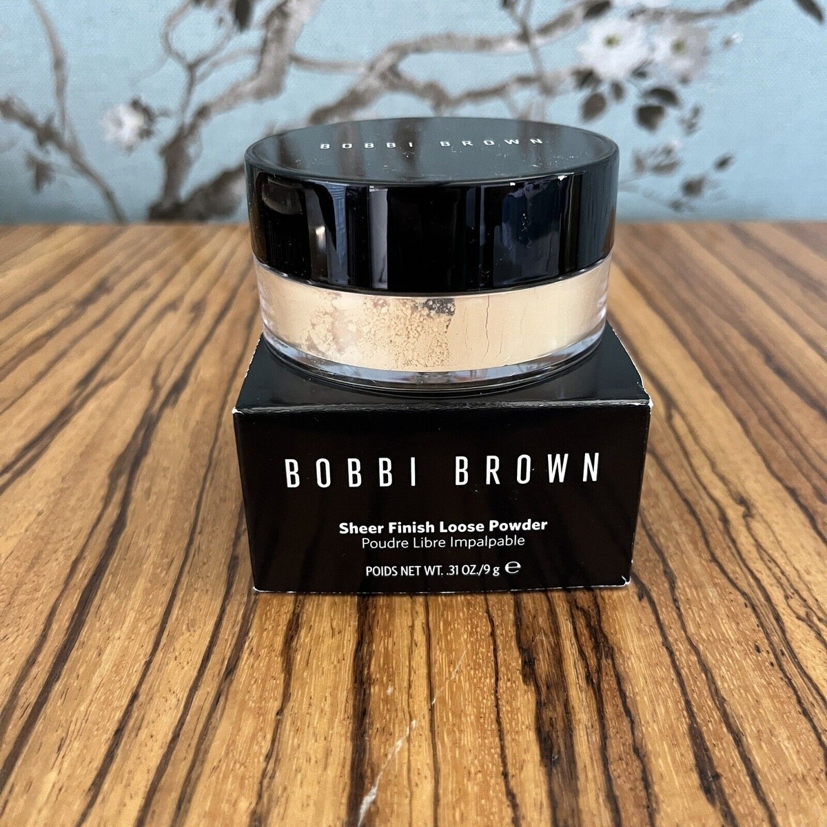 Bobbi Brown loose powder in pale yellow New | Mercari Bobbi Brown Sheer Finish Pale Yellow Loose Powder display picture 1