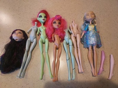 Monster High Ever After High Small Lot Of Dolls For Parts Restoration OOAK