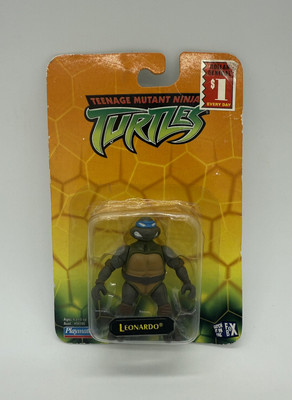 TMNT MINI 2.25'' LEONARDO Action Figure Teenage Mutant Ninja Turtles 2002 NIP