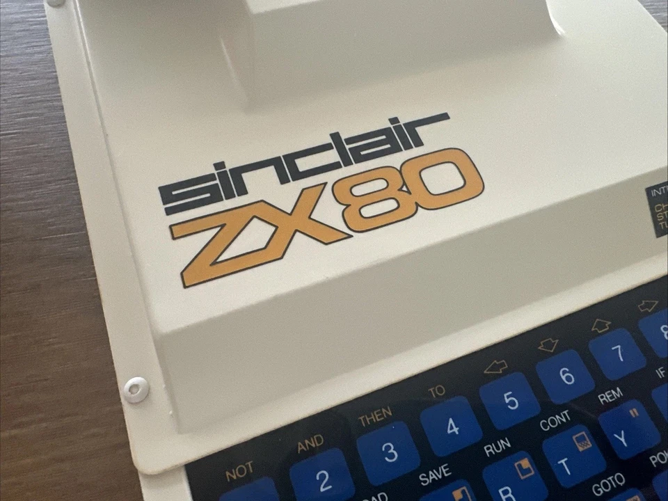 Sinclair ZX80 + 16K RAM Pack + Netzteil - sehr guter physischer Zustand - funktioniert nicht - Bild 2 von 4