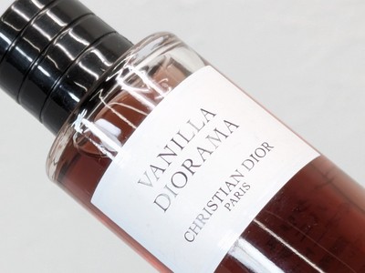 Vanilla Diorama by Christian Dior EDP 0.25 Oz / 7.5 ml Eau De