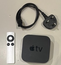 Apple TV HD 4th Generation - 32GB  A1625 With  Lead and 1st Gen Remote - Tested