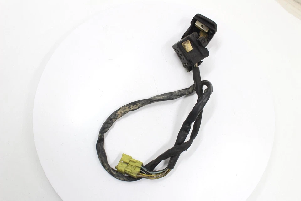 Suzuki Bandit 600 1996 OEM clip izquierdo en mango bocina señales interruptor interruptores Foto 4 de 4