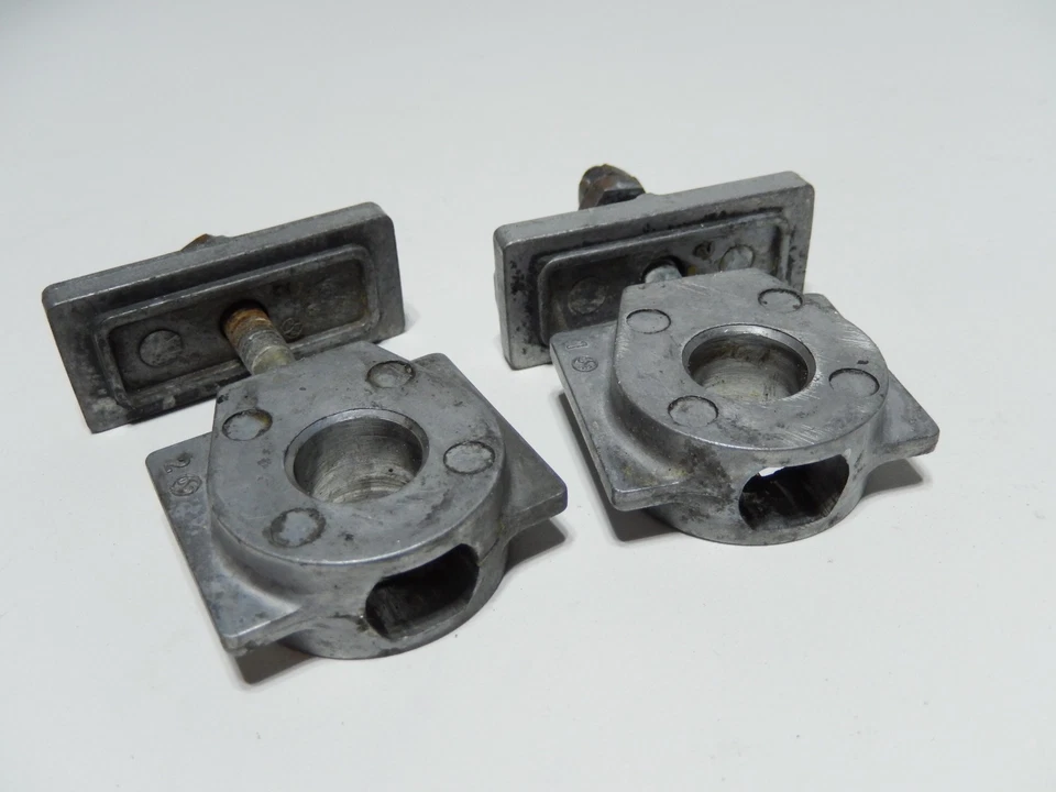 Ajustador de tensión de cadena de transmisión Kawasaki KLR 650 1987-2007 Foto 4 de 4