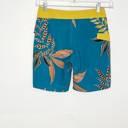 Volcom Boys Board Shorts Size 28 (16) - Picture 5 of 7