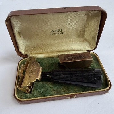 Vintage GEM Micromatic Junior Safety Razor Set Case USA