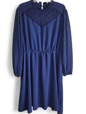Elegant Lace-Sleeve Midi Dress Navy Blue