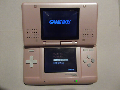 Nintendo DS Konsole. Rosa. USB-C Ladebuchse. Nitro 40820D Firmware. NTR-001
