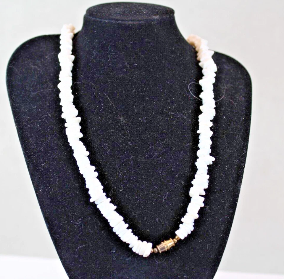 Collar Hecho a Mano 20" Variedad de Conchas Blanco y Rosa Playa Náutico Verano Foto 2 de 3