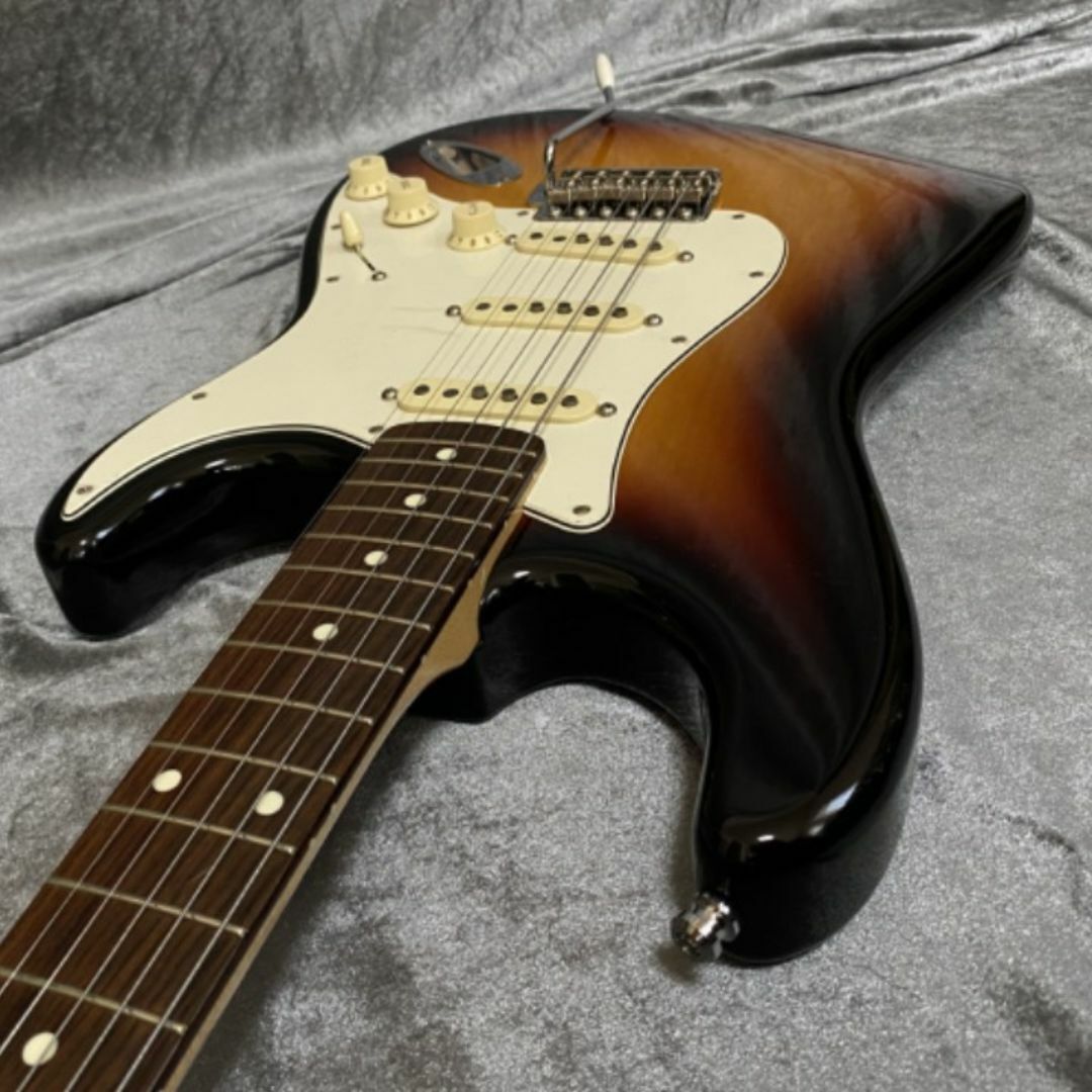 Electric Guitar Fender Traditional 60s Stratocaster Made in